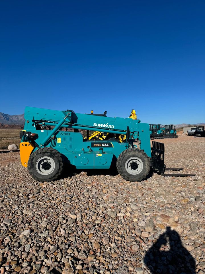 2022 Sunward Telehandler SWTH634 - Hours: 450