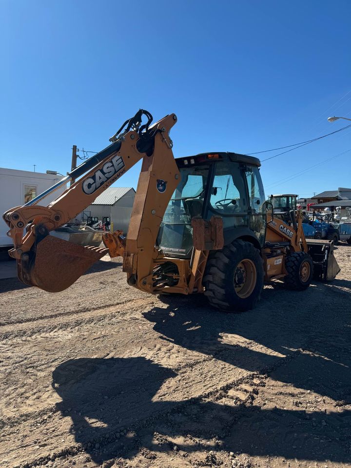 2018 Case 580c Backhoe - Hours: 1,589
