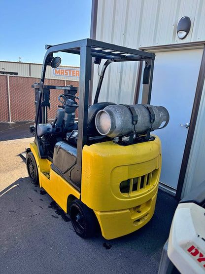 2008 Komatsu 5000 lbs forklift