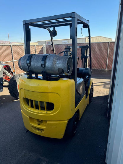 2008 Komatsu 5000 lbs forklift